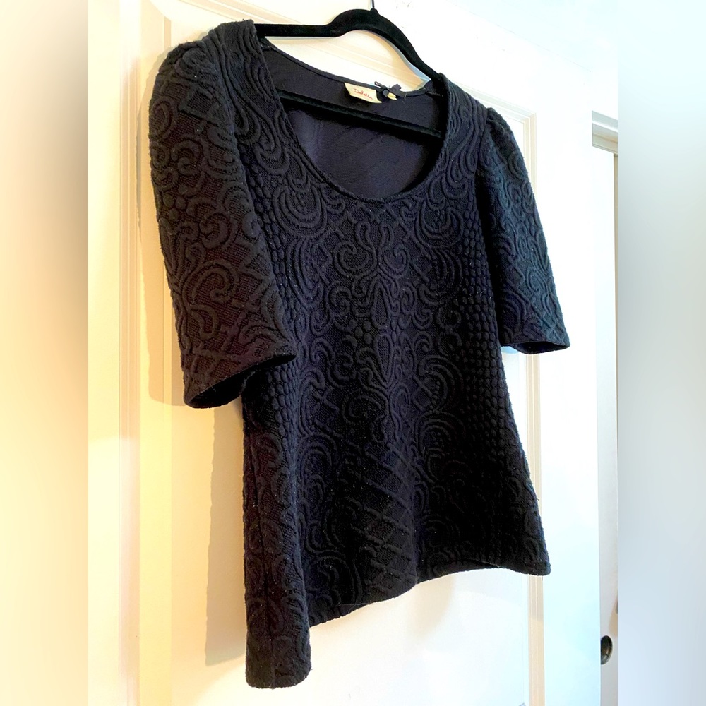 Anthropologie Black textured puff shoulder top size L